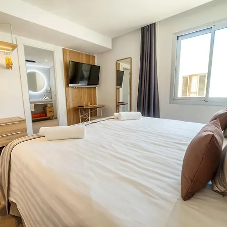 The Sky - Adults Only Hotel