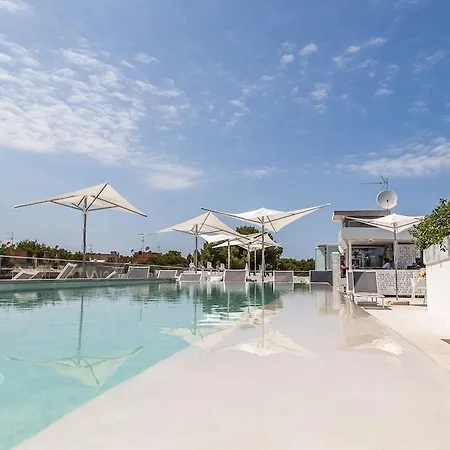 Hotell The Sky - Adults Only 4*